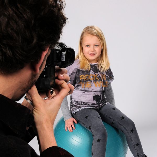 Een blijvende herinnering met een schoolfoto basisschool door professionele schoolfotografie